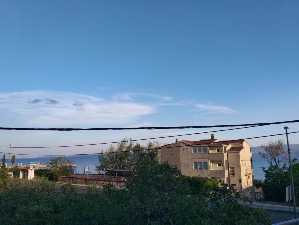 אומיס Charming Apartments Duce מראה חיצוני תמונה