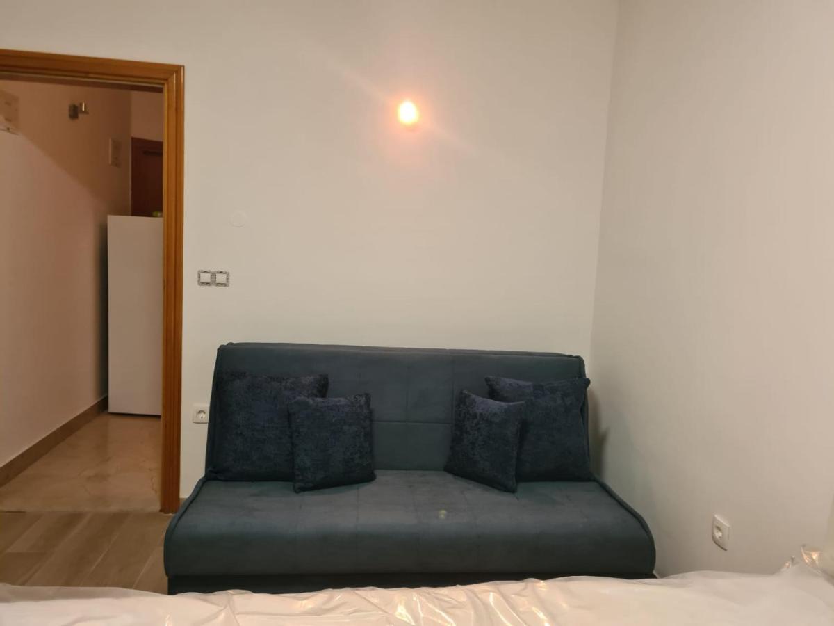 אומיס Charming Apartments Duce מראה חיצוני תמונה