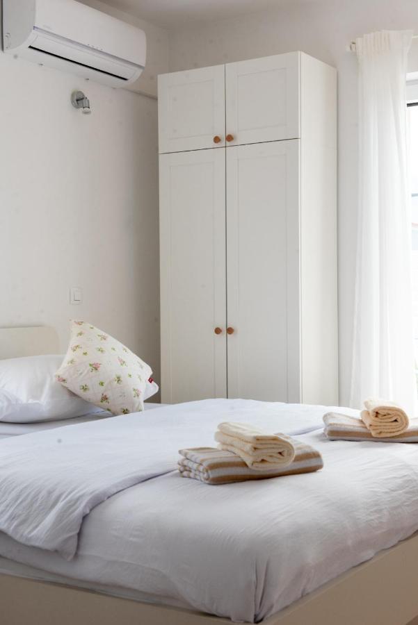 אומיס Charming Apartments Duce מראה חיצוני תמונה